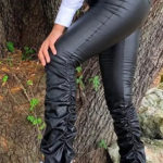 MID-RISE RUCHED LEG LEATHER PANTS